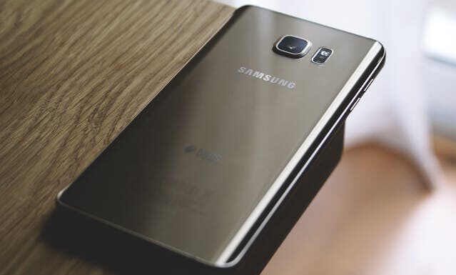 Samsung Galaxy S25 FE